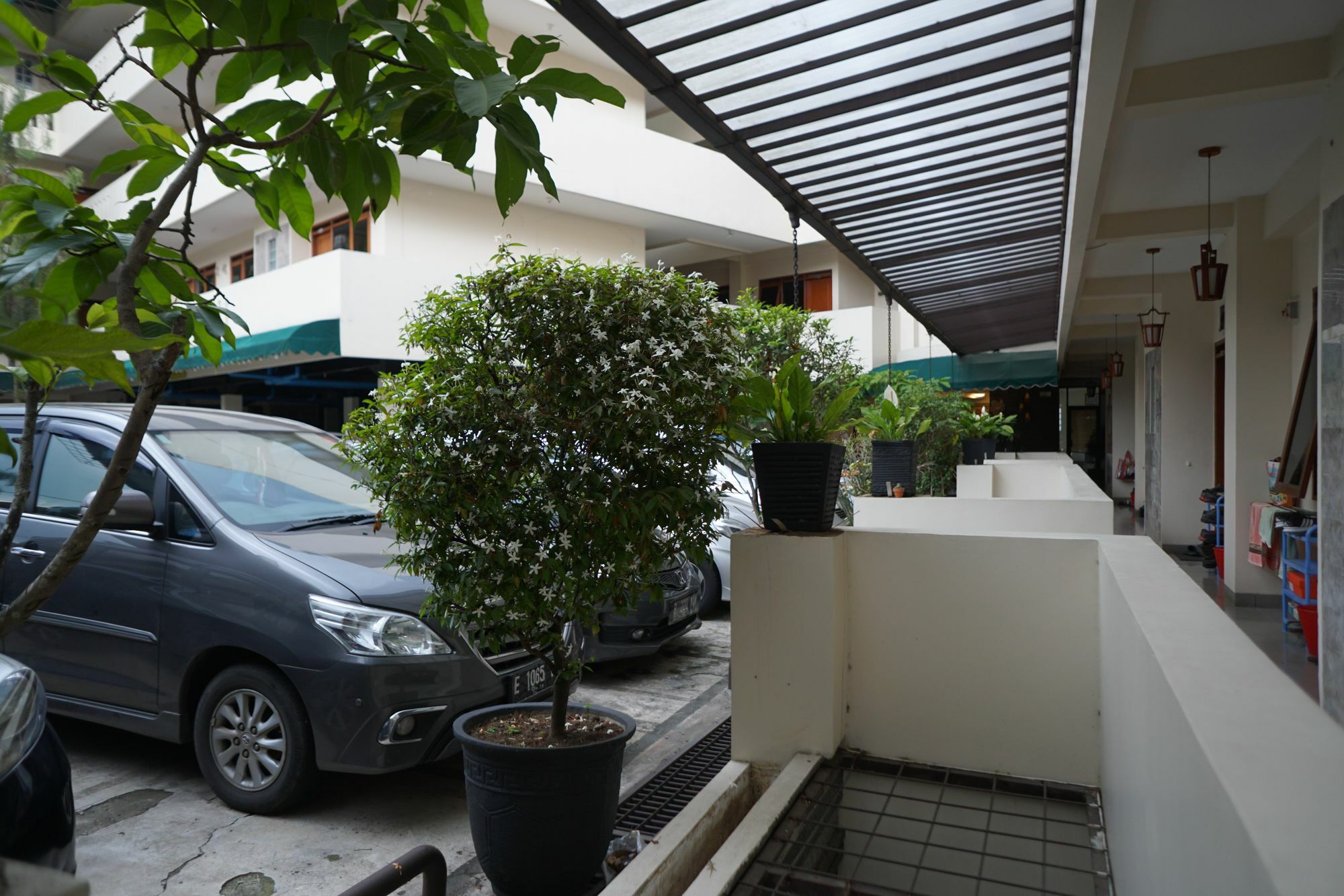 Reddoorz Plus @ Ciumbuleuit Area Bandung Dış mekan fotoğraf